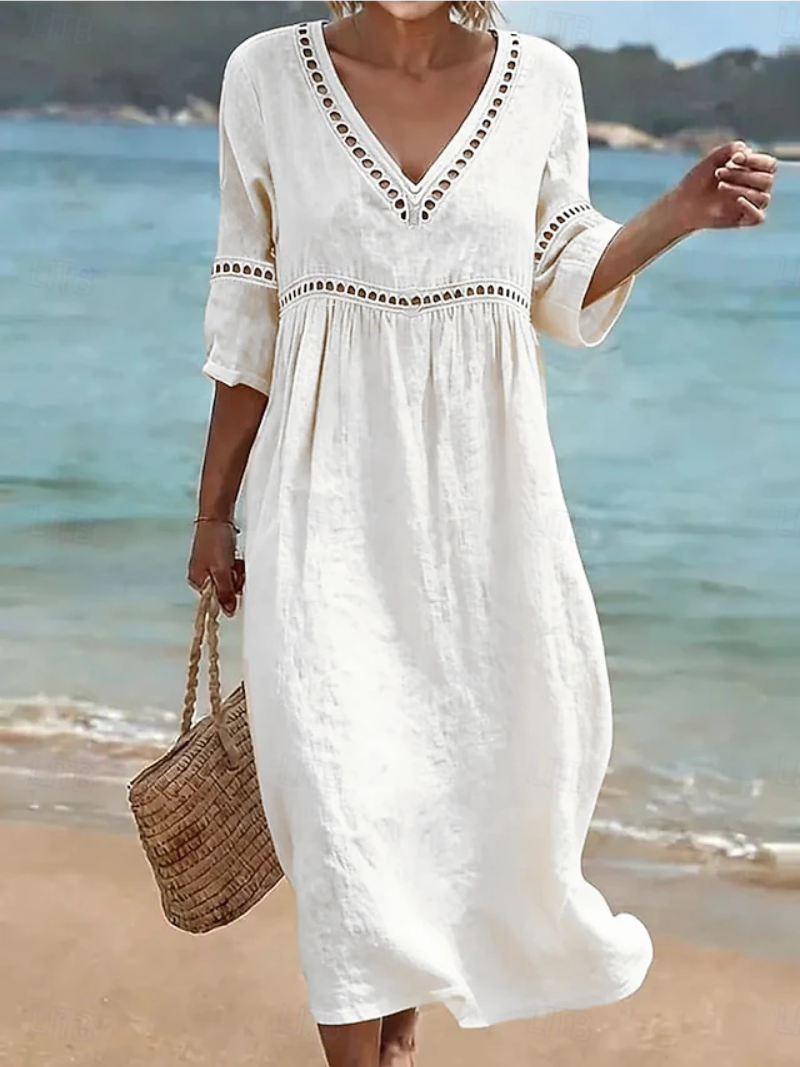 Veera – Dress with Lace Details